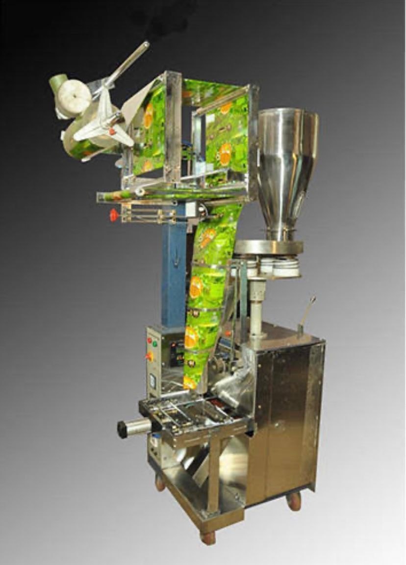 2400 PPH Namkeen Packing Machine (4)